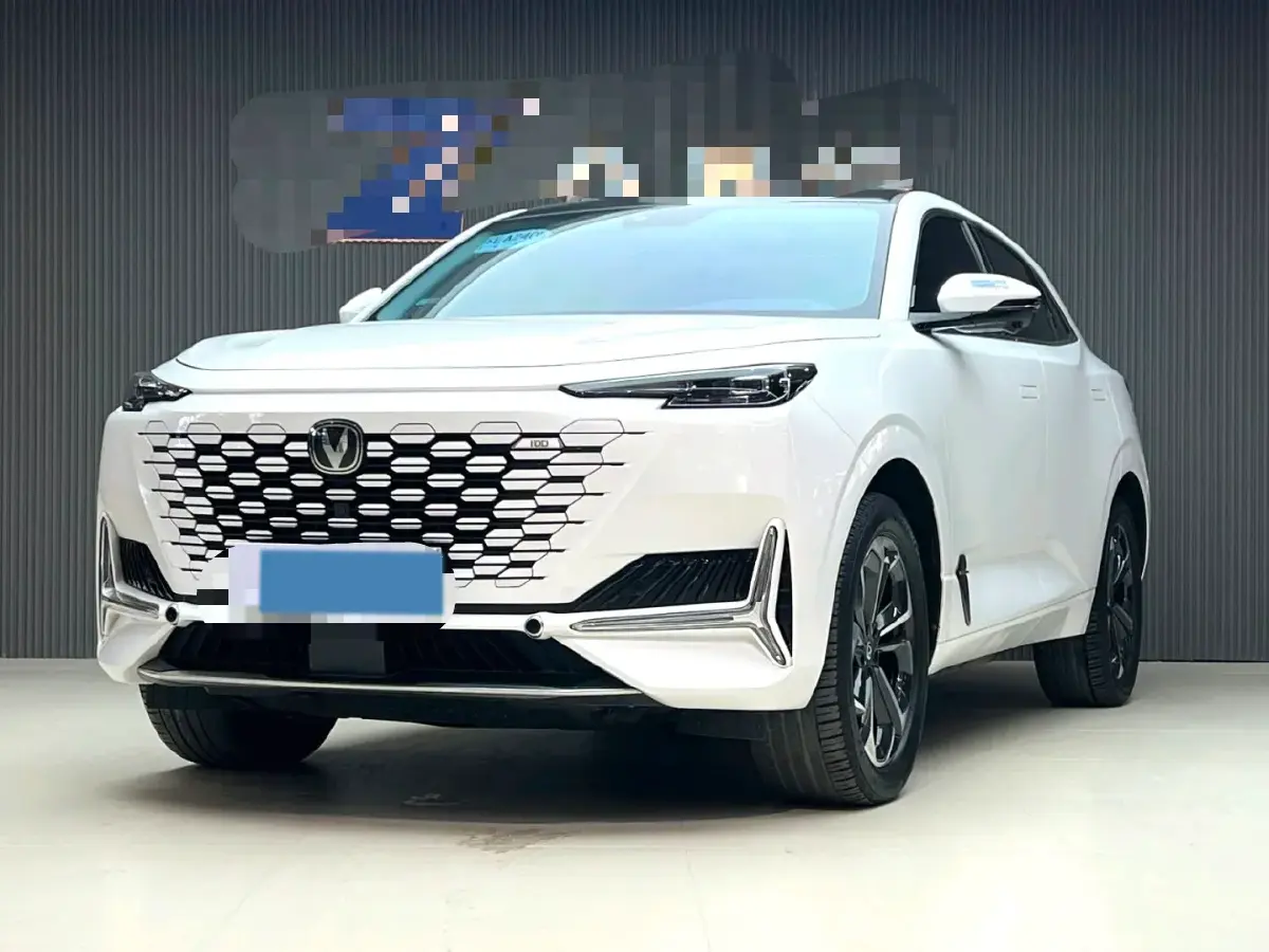 2023 ChangAn UNI-K iDD 1.5T 170HP L4 6TCT PHEV 28.39KWH