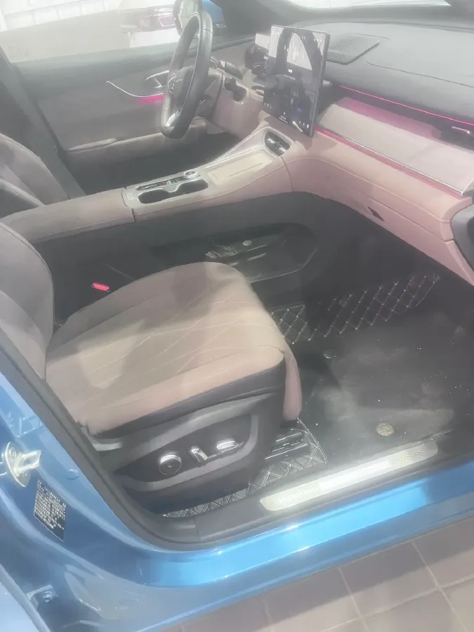 2025 Chery Tiggo8 PLUS C-DM 1.5T 156HP L4 1DHT PHEV,autocango,china used car exporter,china ev exporter,chinese used car exporter,chinese used ev exporter