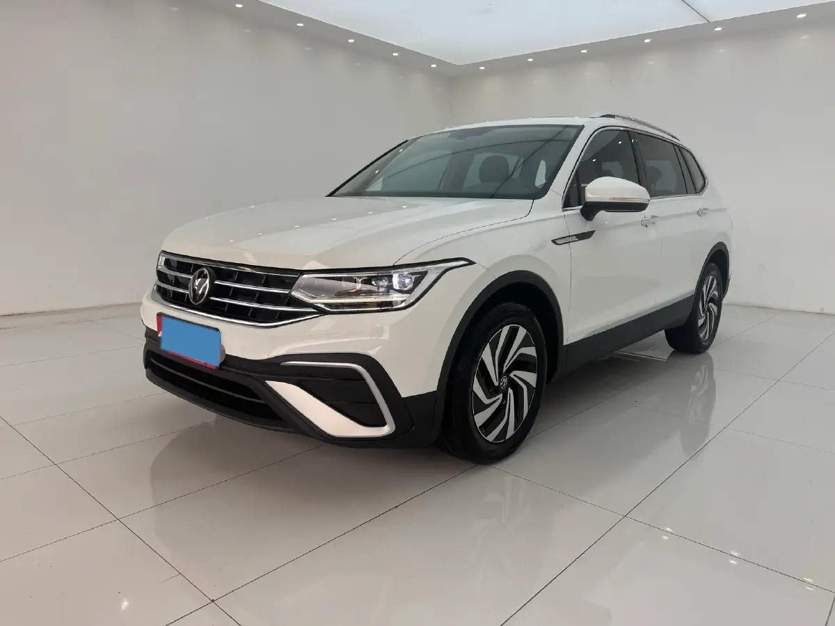 2023 Volkswagen Tiguan L 1.5T 160HP L4 7DCT