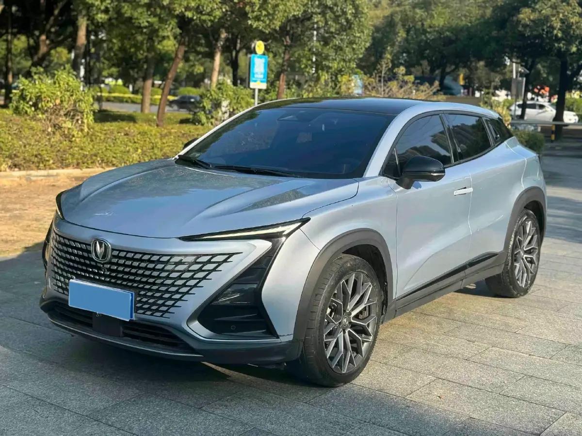 2022 ChangAn UNI-T 1.5T 188HP L4 7DCT