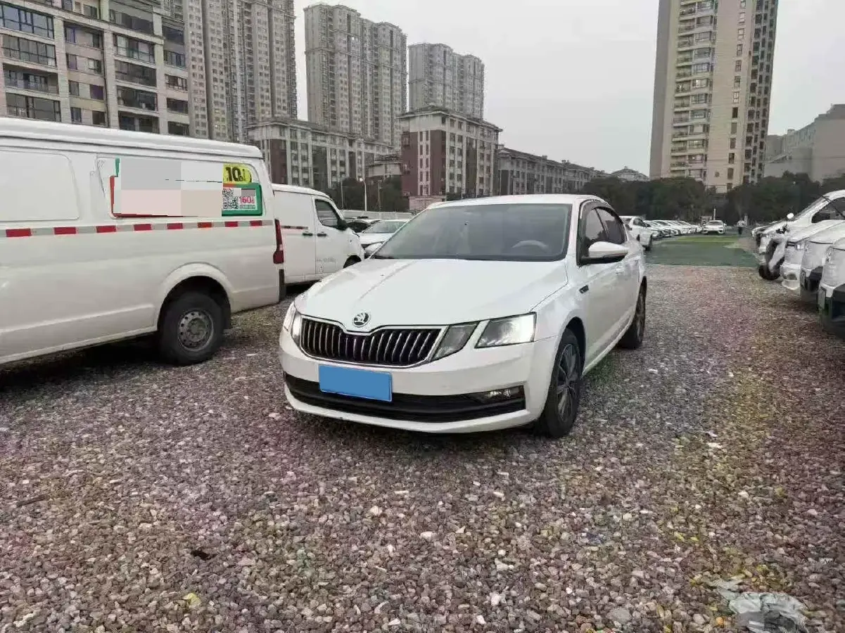 2019 Skoda Octavia 1.5L 116HP L4 6AT