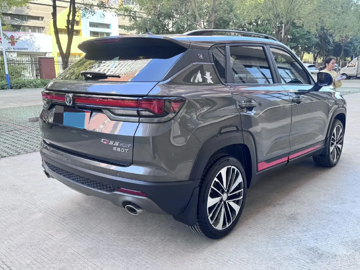 2021 ChangAn CS35 Plus 1.4T 160HP L4 7DCT,autocango,china used car exporter,china ev exporter,chinese used car exporter,chinese used ev exporter