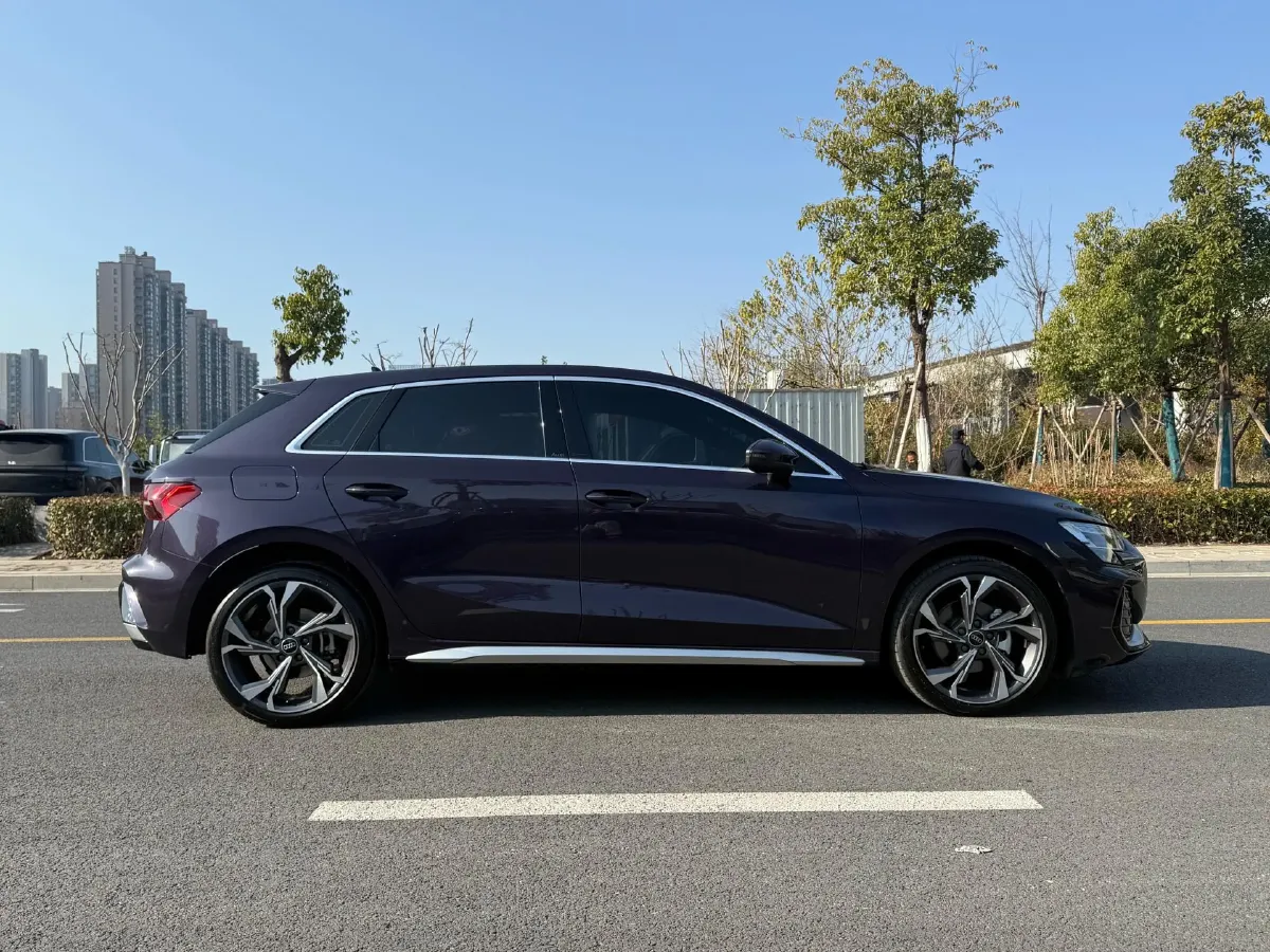 2025 Audi A3 1.5T 160HP L4 7DCT,autocango,china used car exporter,china ev exporter,chinese used car exporter,chinese used ev exporter