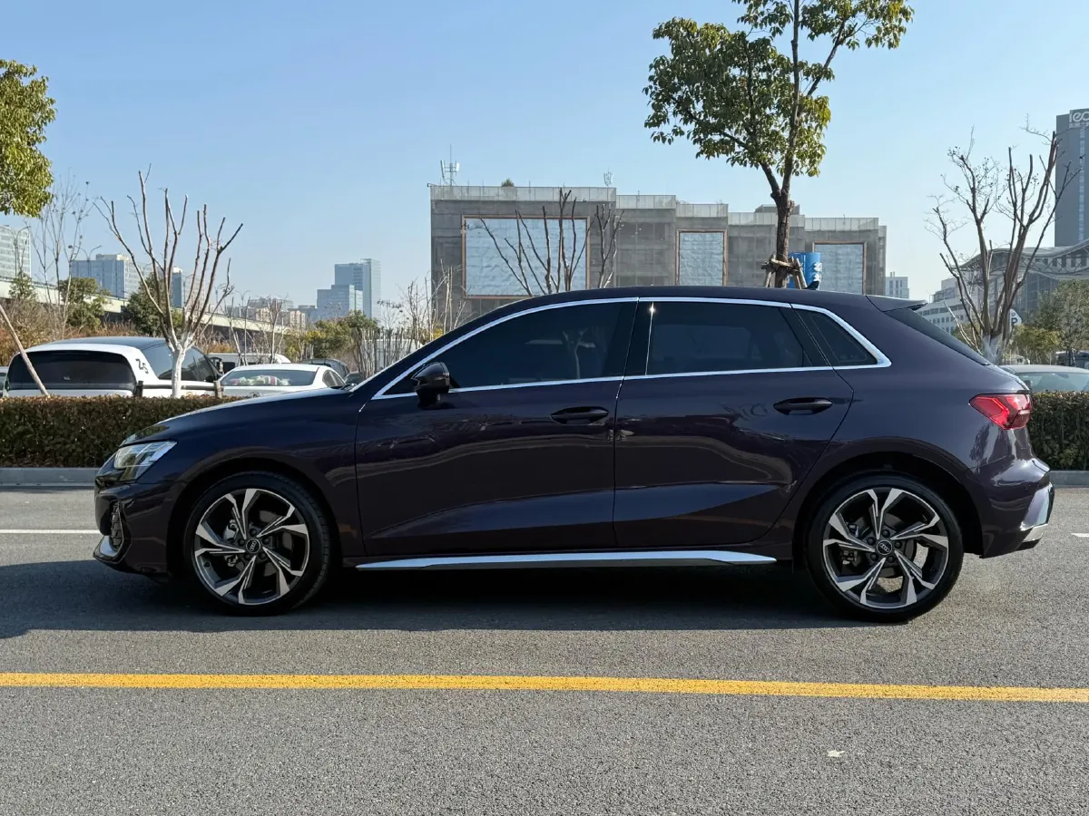 2025 Audi A3 1.5T 160HP L4 7DCT,autocango,china used car exporter,china ev exporter,chinese used car exporter,chinese used ev exporter