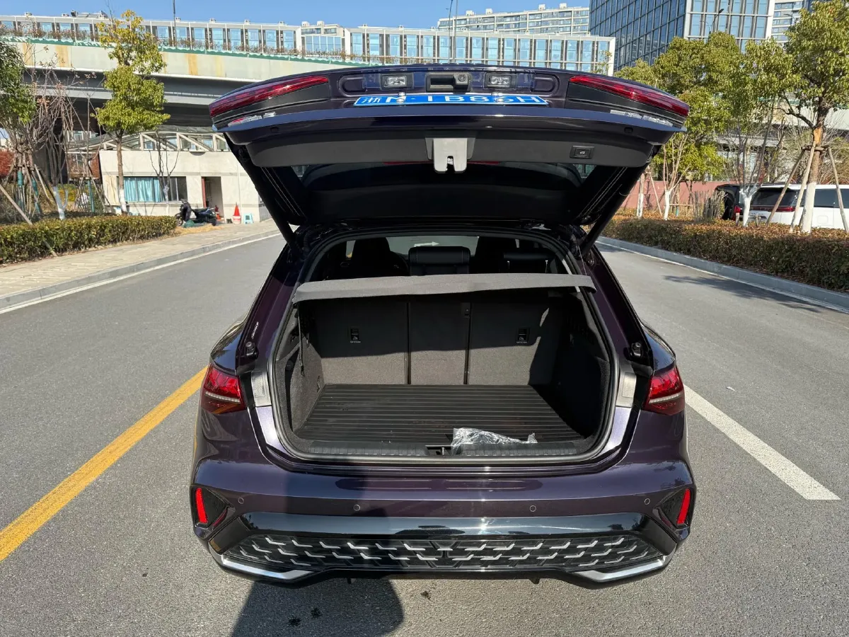 2025 Audi A3 1.5T 160HP L4 7DCT,autocango,china used car exporter,china ev exporter,chinese used car exporter,chinese used ev exporter