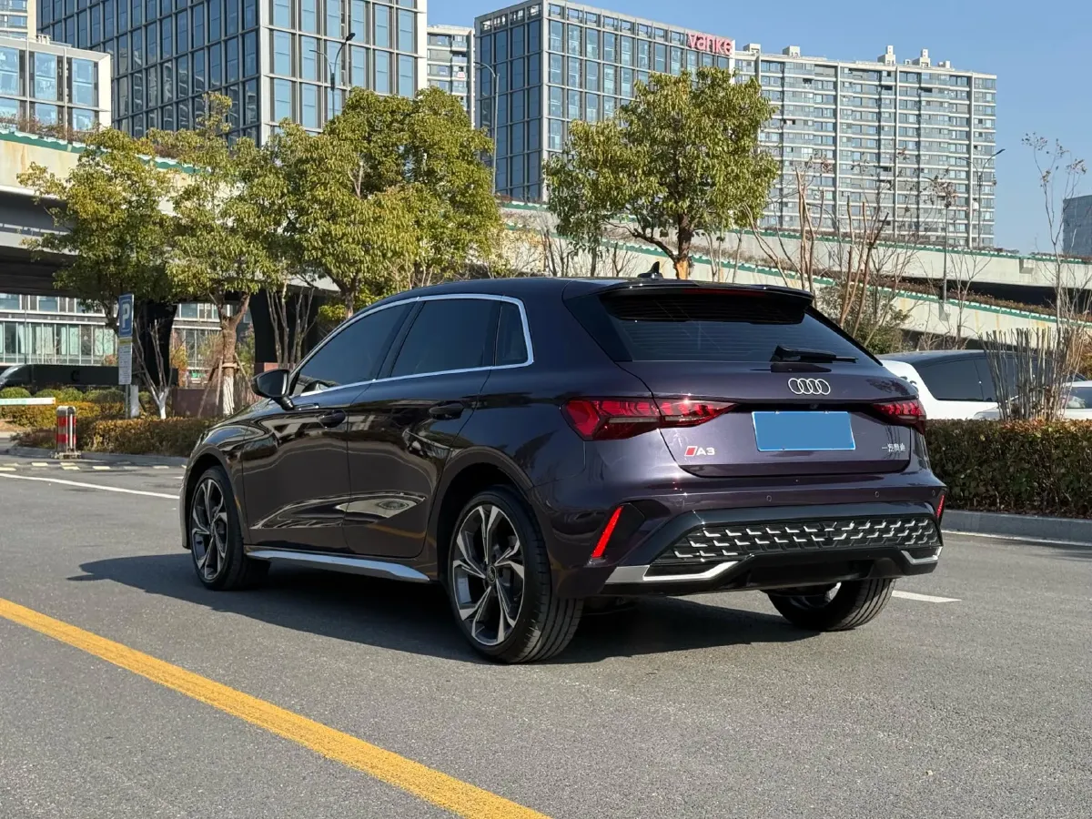 2025 Audi A3 1.5T 160HP L4 7DCT,autocango,china used car exporter,china ev exporter,chinese used car exporter,chinese used ev exporter