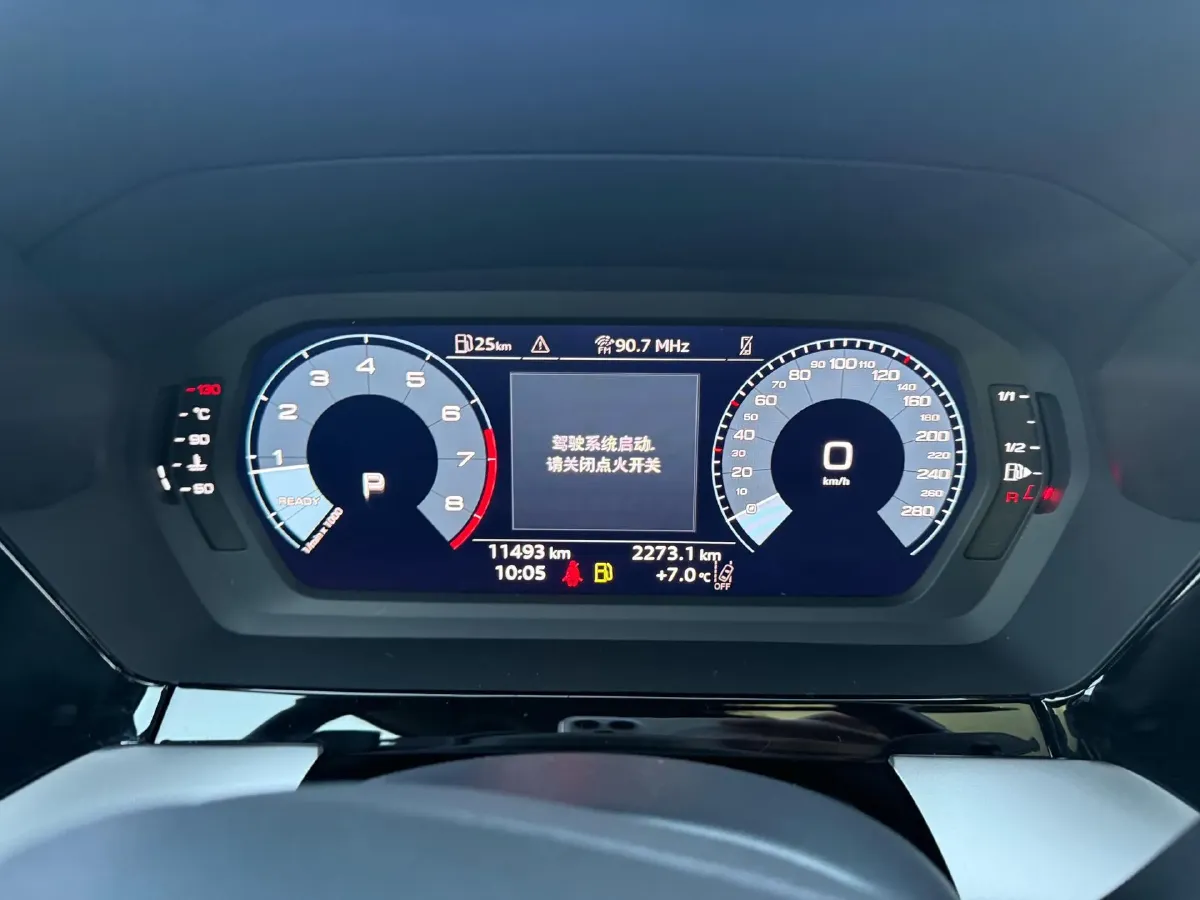 2025 Audi A3 1.5T 160HP L4 7DCT,autocango,china used car exporter,china ev exporter,chinese used car exporter,chinese used ev exporter