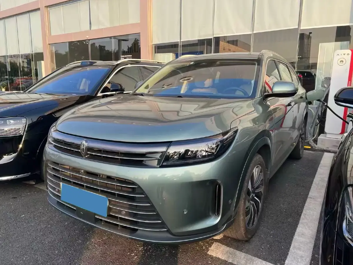 2022 Infiniti Q50L 2.0T 211HP L4 7AT