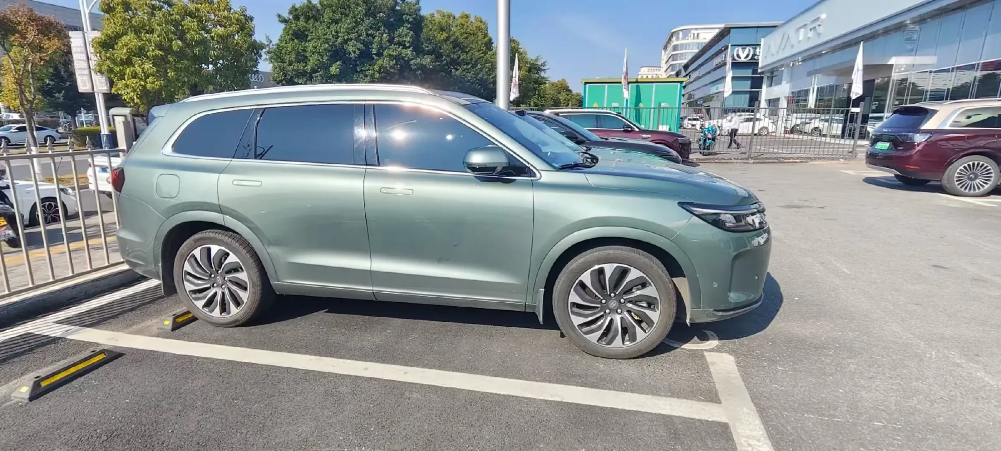 2022 Infiniti Q50L 2.0T 211HP L4 7AT,autocango,china used car exporter,china ev exporter,chinese used car exporter,chinese used ev exporter