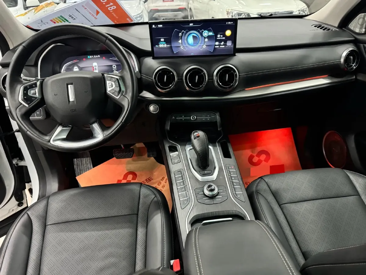 2021 WEY VV6 2.0T 227HP L4 7DCT,autocango,china used car exporter,china ev exporter,chinese used car exporter,chinese used ev exporter