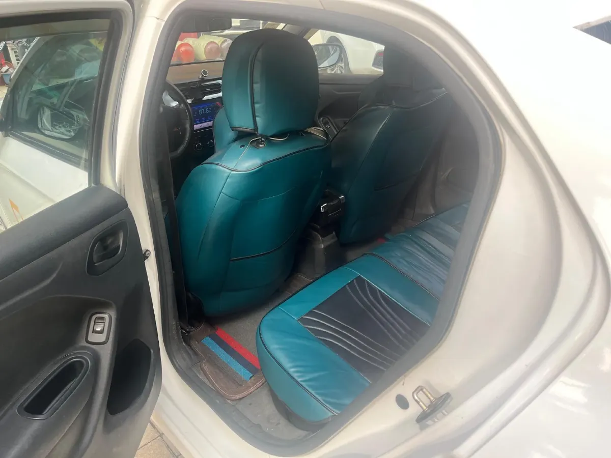 2017 HuangHai XiangLong 2.8T 102HP L4 5MT,autocango,china used car exporter,china ev exporter,chinese used car exporter,chinese used ev exporter