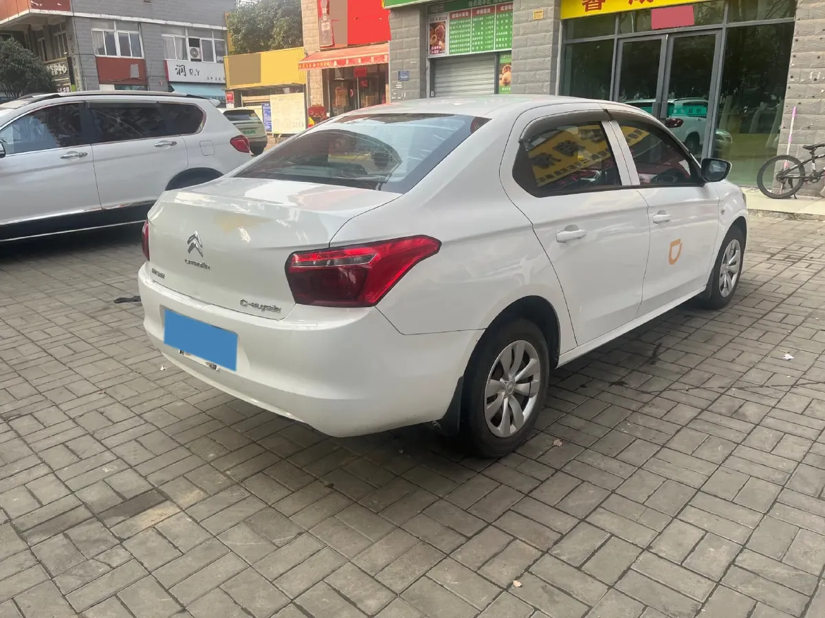 2017 HuangHai XiangLong 2.8T 102HP L4 5MT,autocango,china used car exporter,china ev exporter,chinese used car exporter,chinese used ev exporter