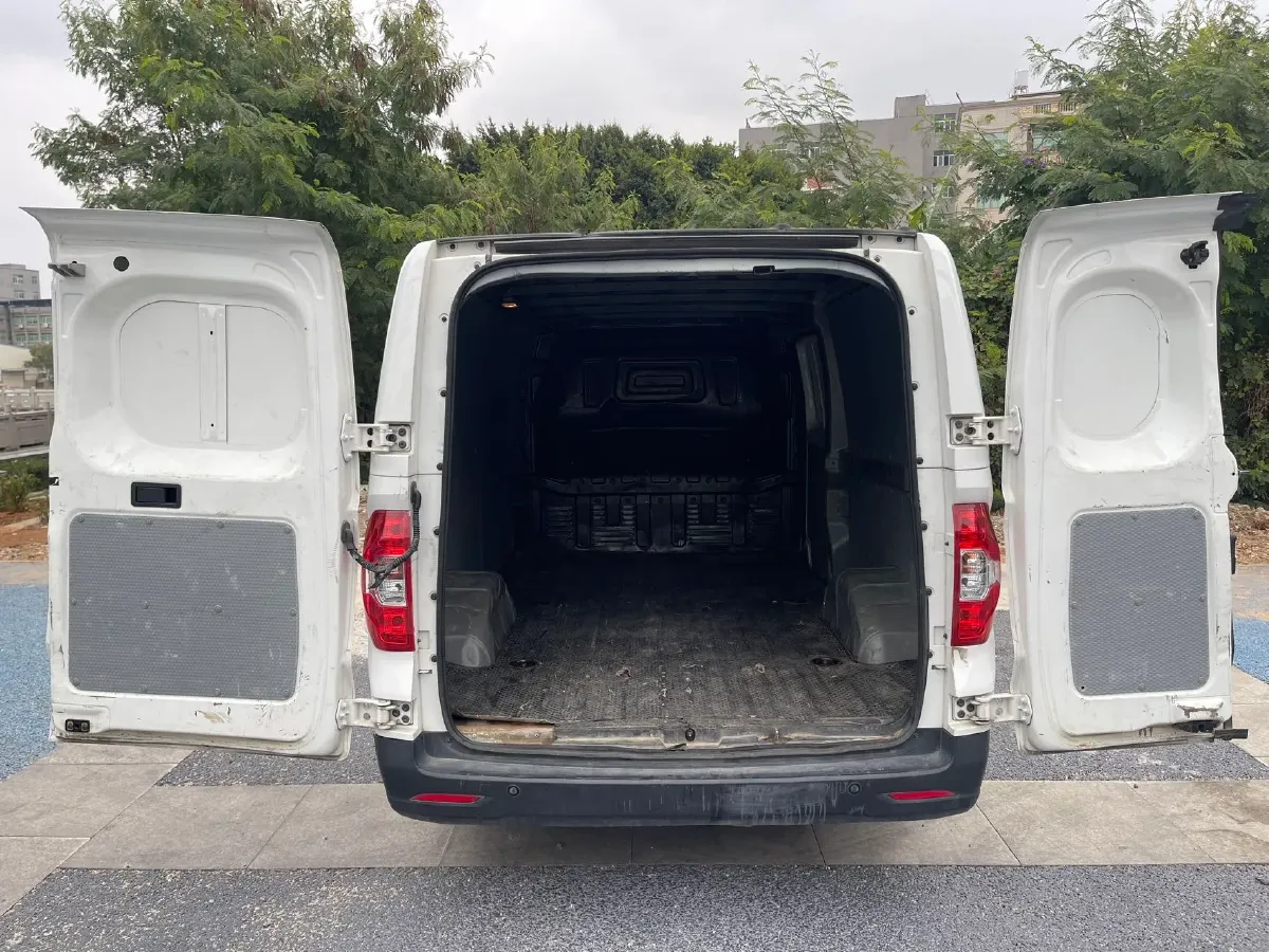 2023 MAXUS EV30 BEV 41.86KWH,autocango,china used car exporter,china ev exporter,chinese used car exporter,chinese used ev exporter