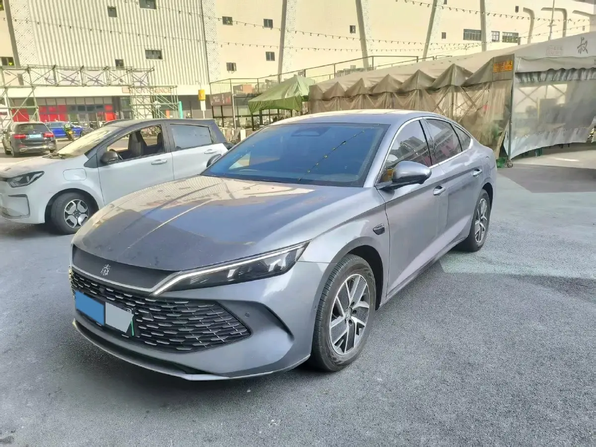 2025 BYD QinL 1.5L 101HP L4 E-CVT PHEV 15.87KWH