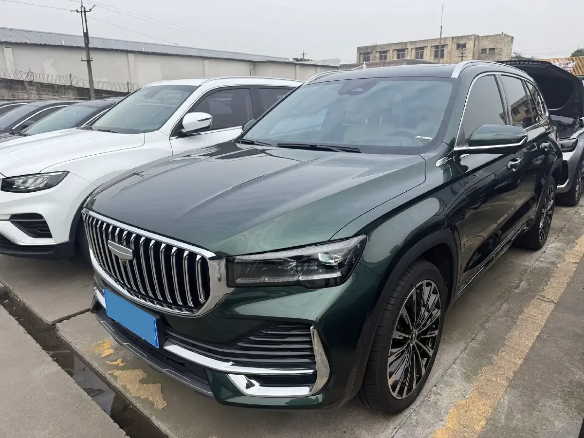 2025 Geely Monjaro 2.0T 238HP L4 8AT