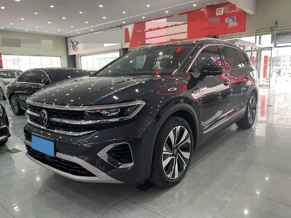 2023 Volkswagen Talagon 2.0T 220HP L4 7DCT