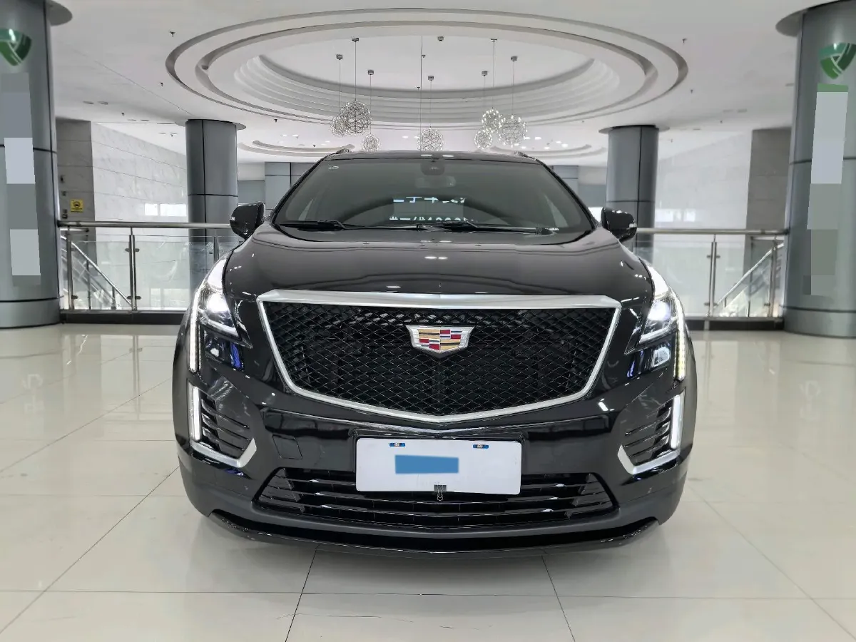 2024 Cadillac XT5 2.0T 237HP L4 9AT,autocango,china used car exporter,china ev exporter,chinese used car exporter,chinese used ev exporter