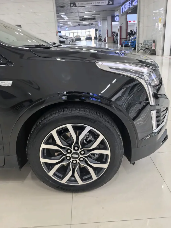 2024 Cadillac XT5 2.0T 237HP L4 9AT,autocango,china used car exporter,china ev exporter,chinese used car exporter,chinese used ev exporter