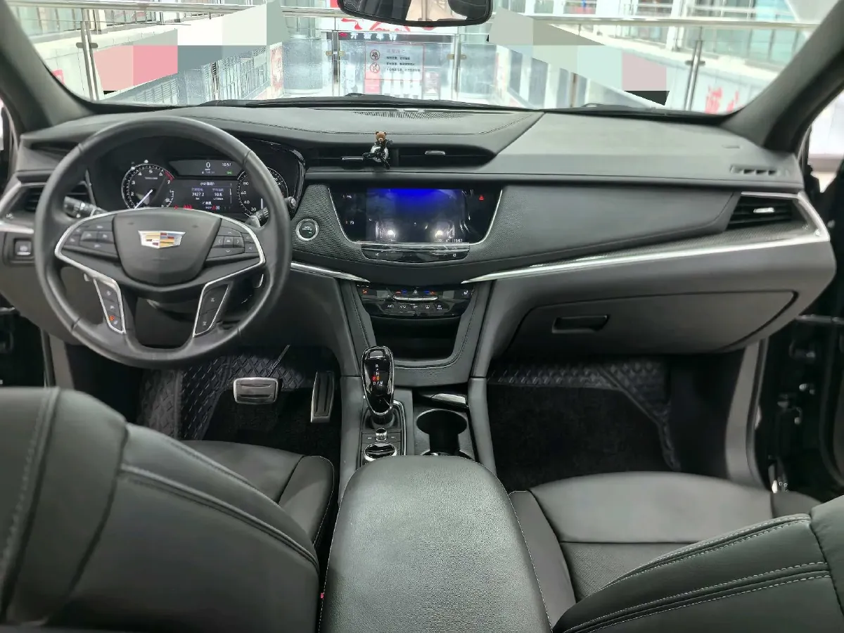 2024 Cadillac XT5 2.0T 237HP L4 9AT,autocango,china used car exporter,china ev exporter,chinese used car exporter,chinese used ev exporter