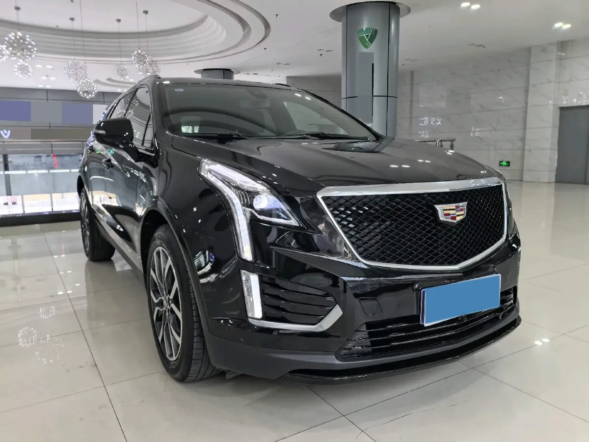 2024 Cadillac XT5 2.0T 237HP L4 9AT,autocango,china used car exporter,china ev exporter,chinese used car exporter,chinese used ev exporter