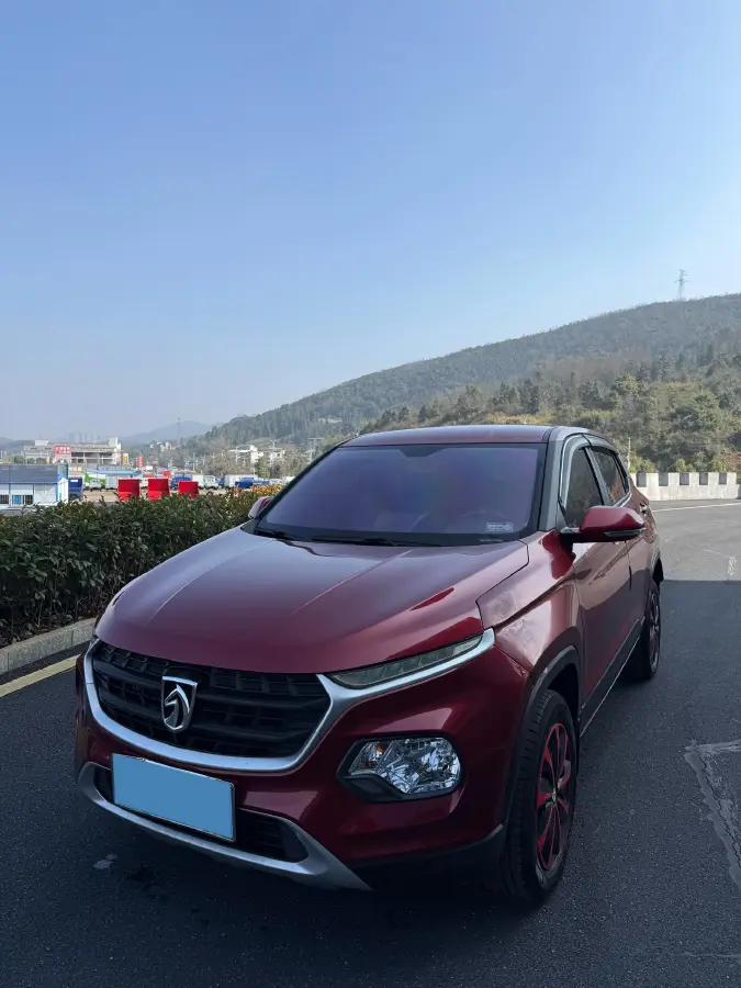 2019 BaoJun 730 1.5L 105HP L4 6MT
