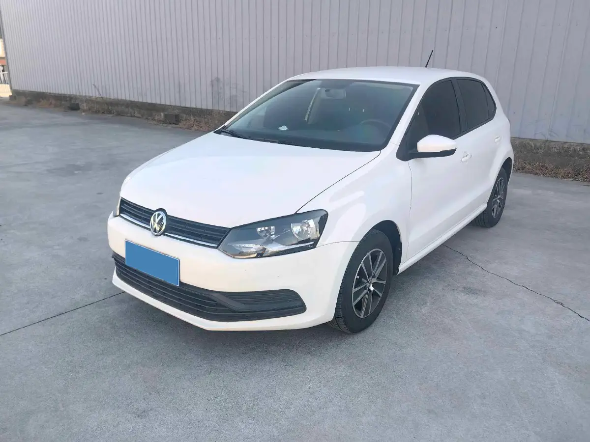 2016 Volkswagen Polo 1.4L 90HP L4 5MT