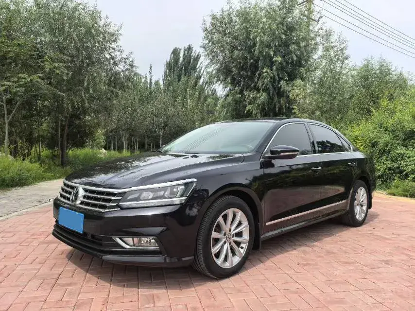 2017 Volkswagen Passat 1.8T 180HP L4 7DCT