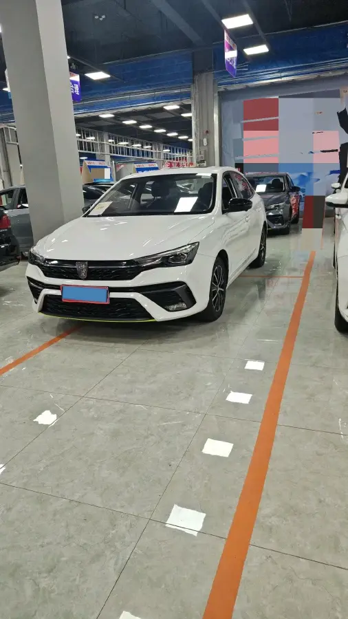 2021 Roewe i5 1.5L 120HP L4 CVT
