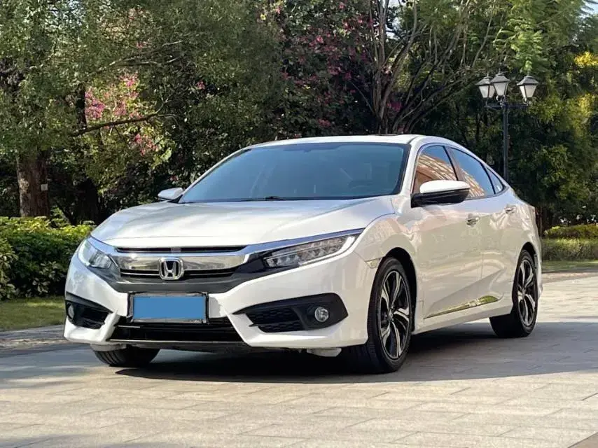 2016 Honda Civic 1.5T 177HP L4 CVT