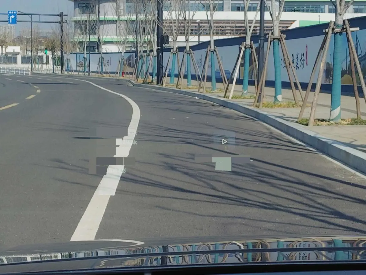 2025 LYNK&CO 10 EM-P 1.5T 163HP L4 3DHT PHEV,autocango,china used car exporter,china ev exporter,chinese used car exporter,chinese used ev exporter