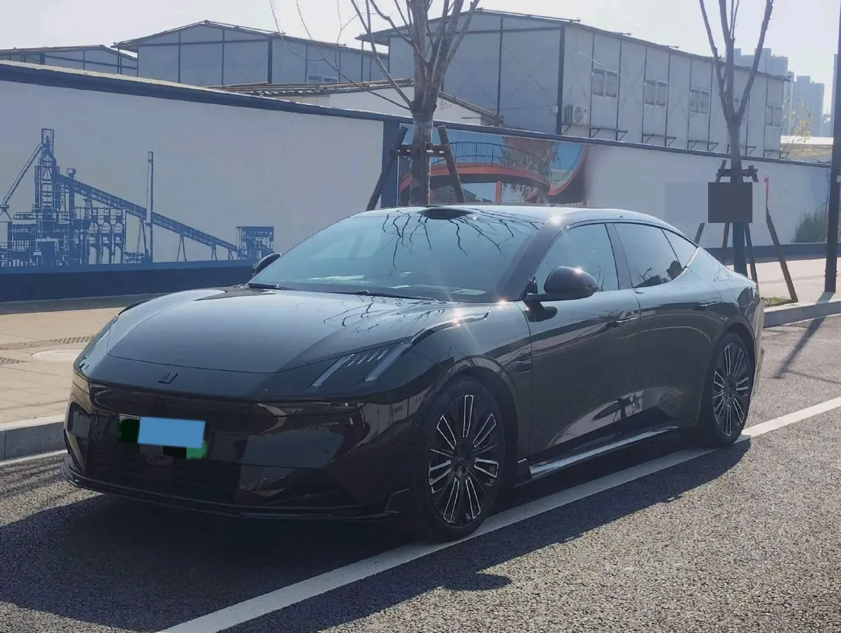 2025 LYNK&CO 10 EM-P 1.5T 163HP L4 3DHT PHEV,autocango,china used car exporter,china ev exporter,chinese used car exporter,chinese used ev exporter