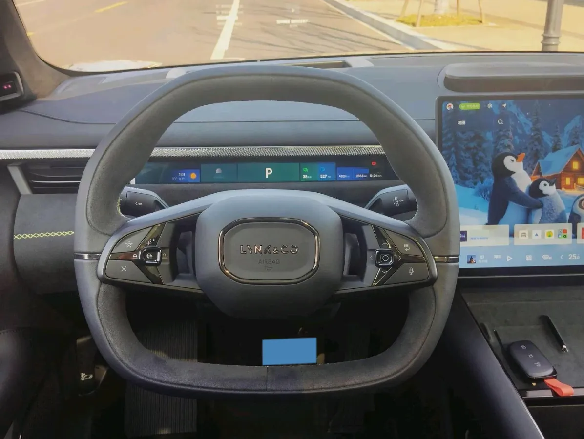 2025 LYNK&CO 10 EM-P 1.5T 163HP L4 3DHT PHEV,autocango,china used car exporter,china ev exporter,chinese used car exporter,chinese used ev exporter