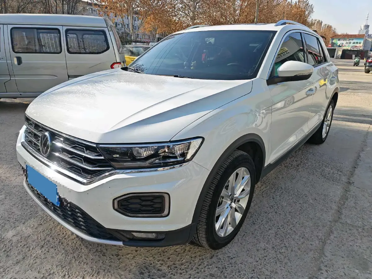 2022 Volkswagen T-Roc 1.4T 150HP L4 7DCT