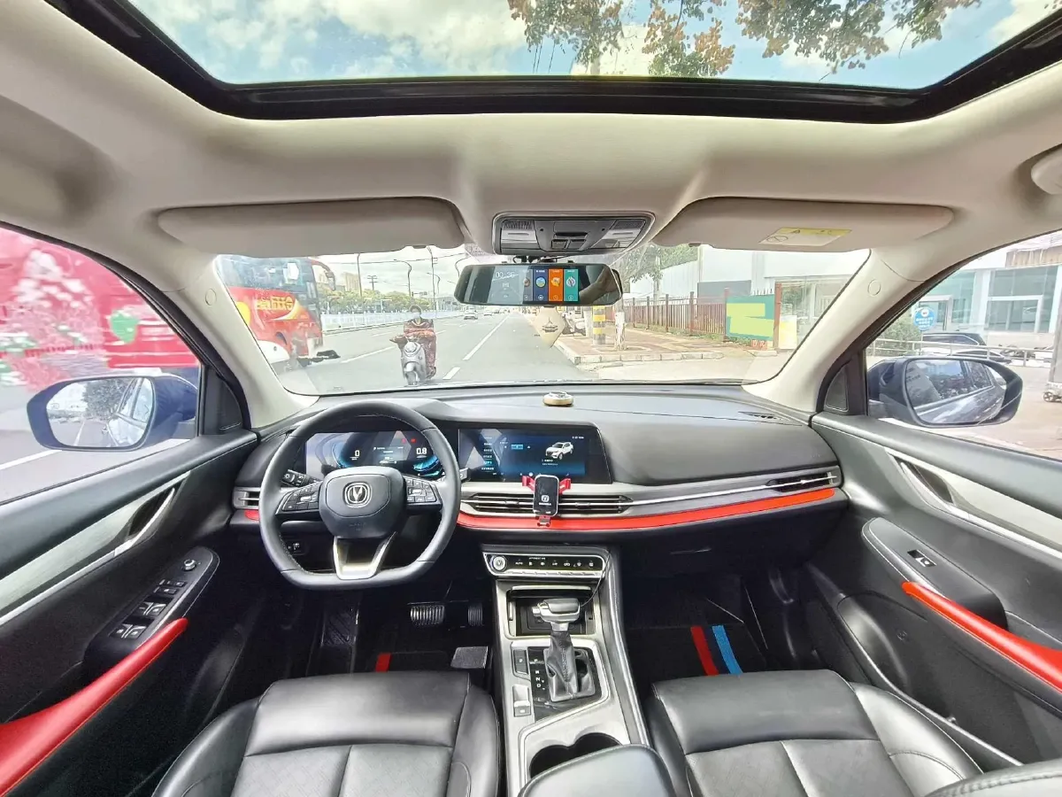 2022 ChangAn CS55 Plus 1.5T 180HP L4 7DCT,autocango,china used car exporter,china ev exporter,chinese used car exporter,chinese used ev exporter