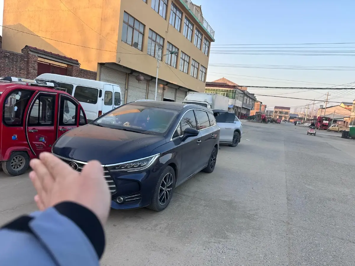 2018 BYD Song MAX 1.5T 154HP L4 6DCT