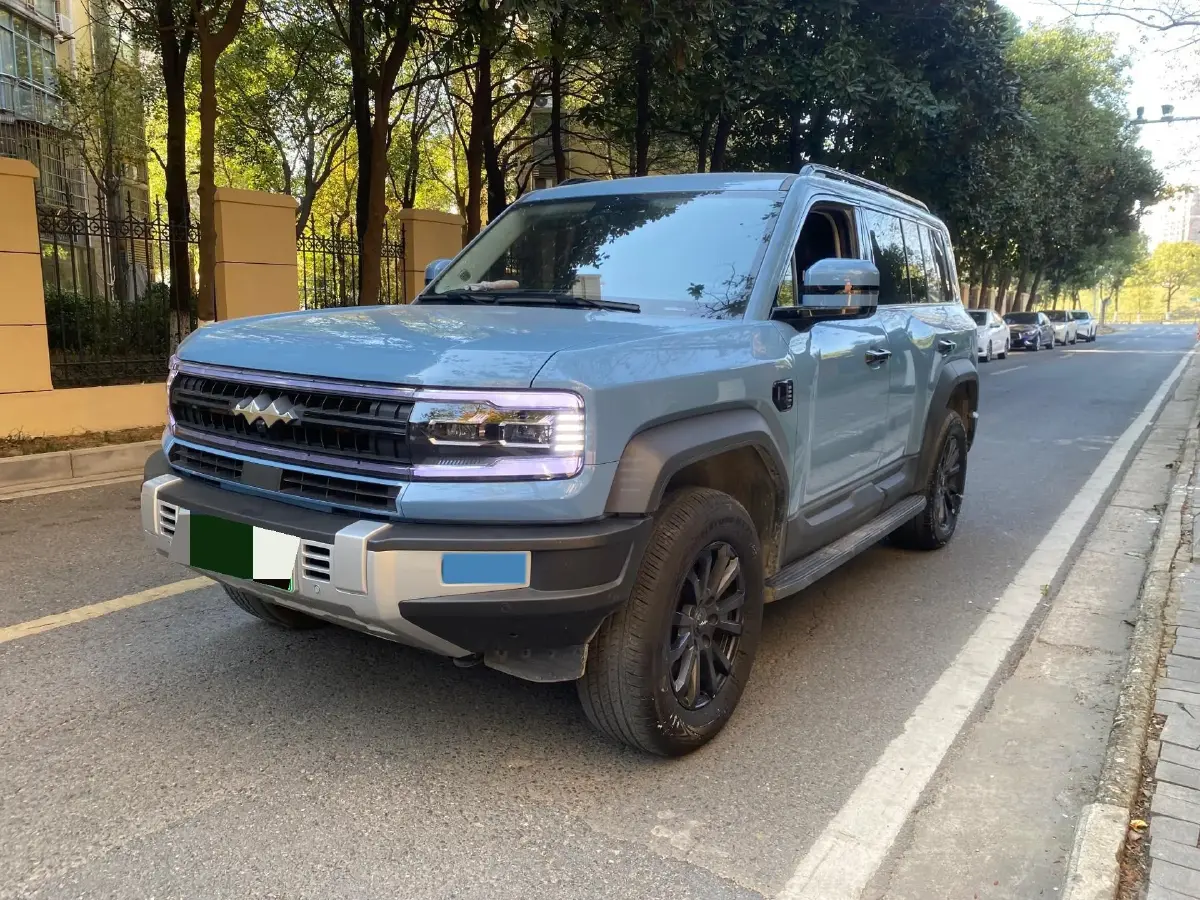 2023 FangChengBao Bao 5 1.5T 194HP L4 E-CVT PHEV 31.8KWH