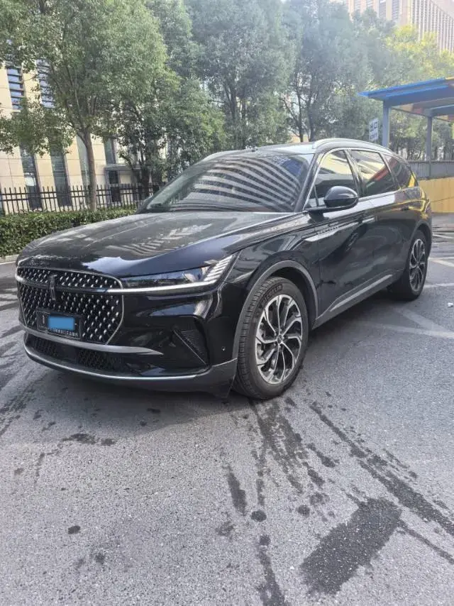 2023 Lincoln Nautilus 2.0T 261HP L4 8AT