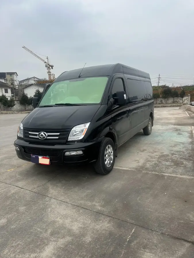 2019 MAXUS XinTu V80 2.0T 139HP L4 6MT
