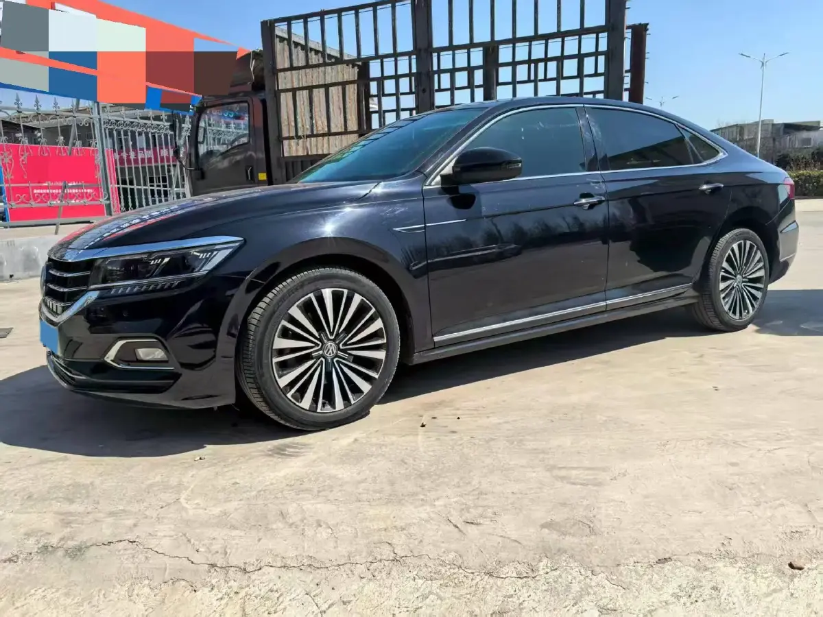 2019 Volkswagen Passat 2.0T 186HP L4 7DCT