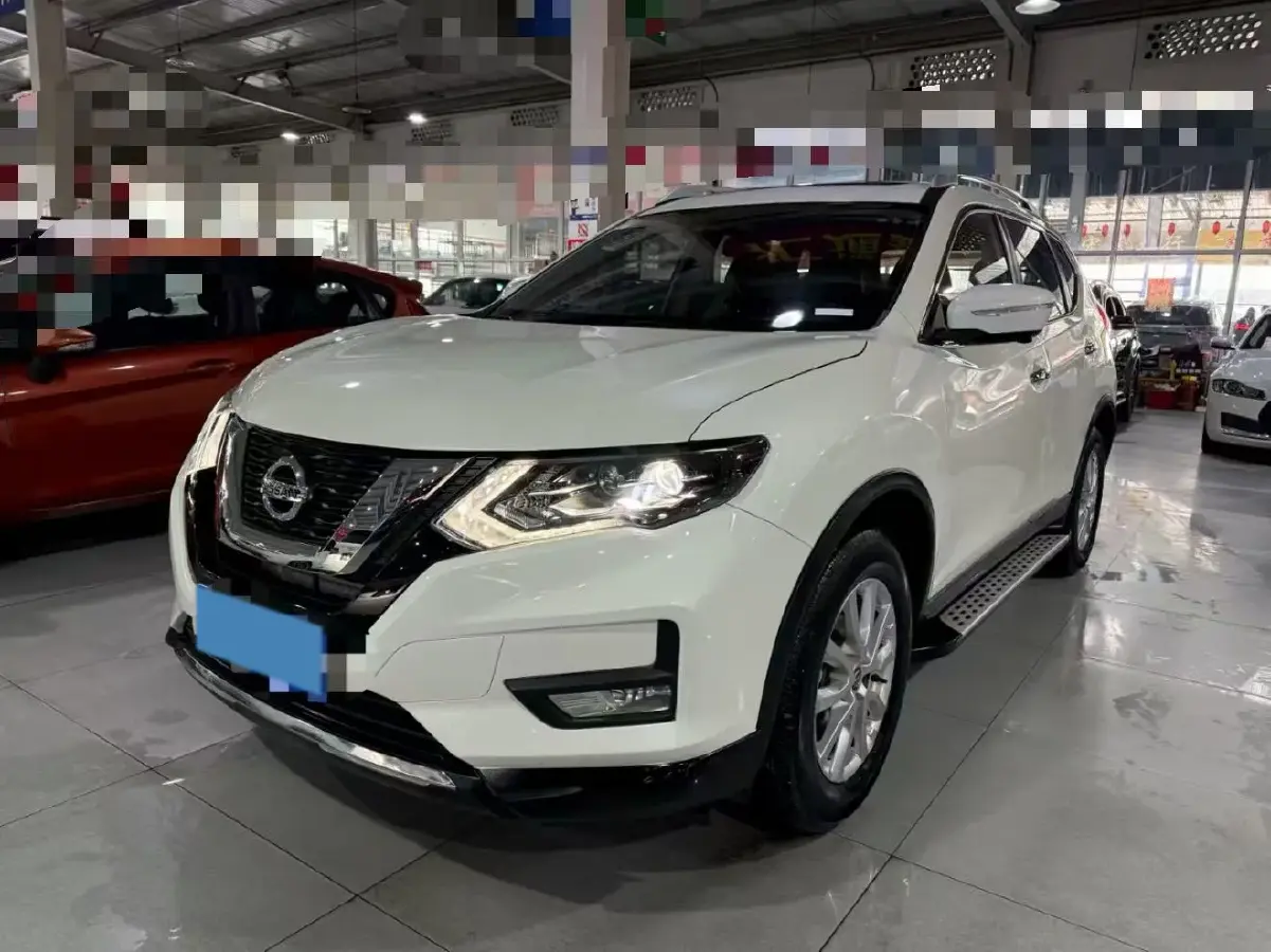 2021 Nissan X-Trail 2.0L 151HP L4 CVT