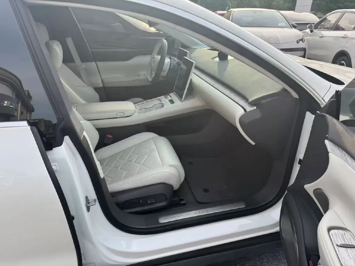 2024 Mercedes-Benz EQE SUV BEV 96.1KWH,autocango,china used car exporter,china ev exporter,chinese used car exporter,chinese used ev exporter