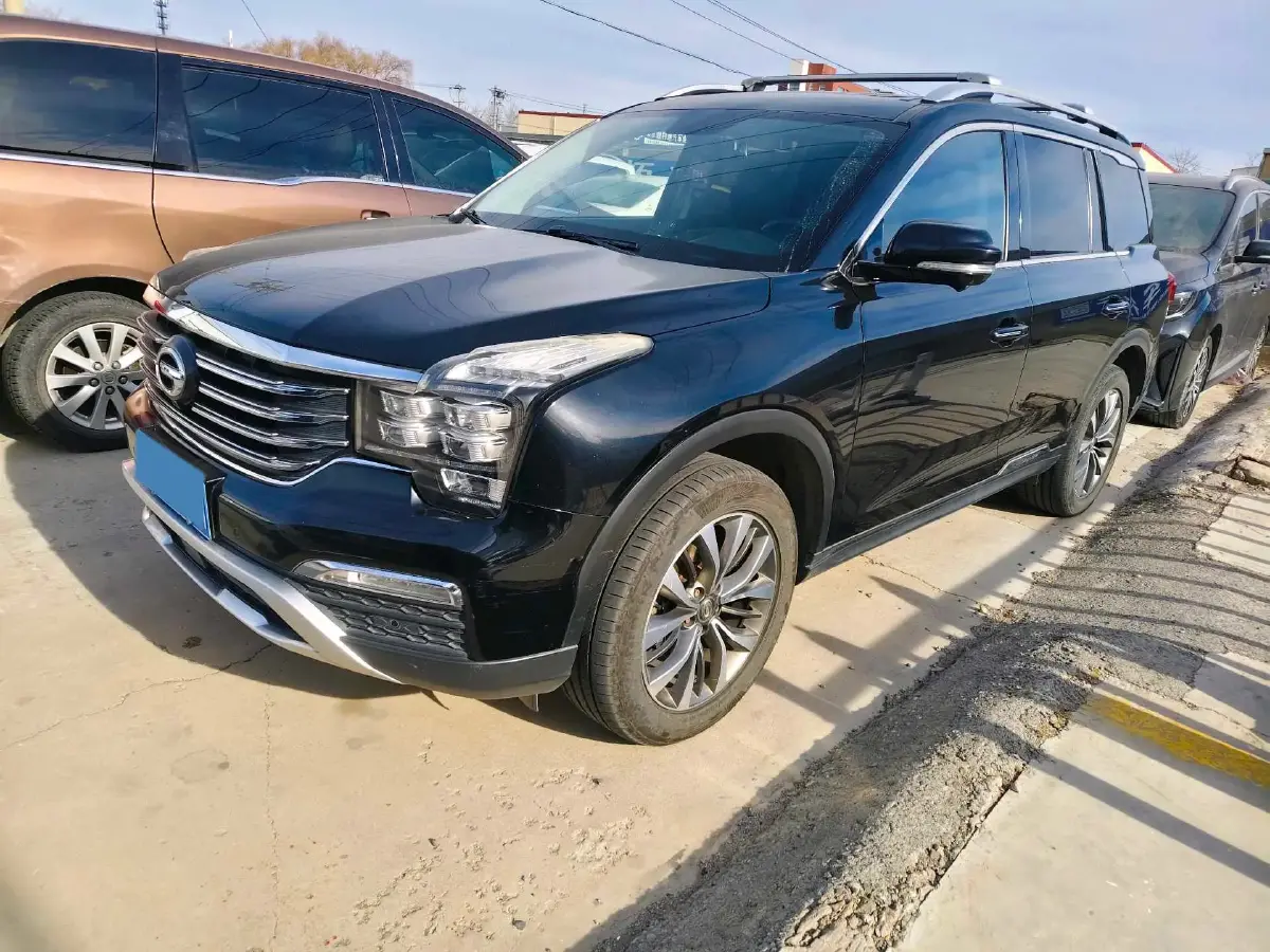 2017 GAC Trumpchi GS8 2.0T 201HP L4 6AT