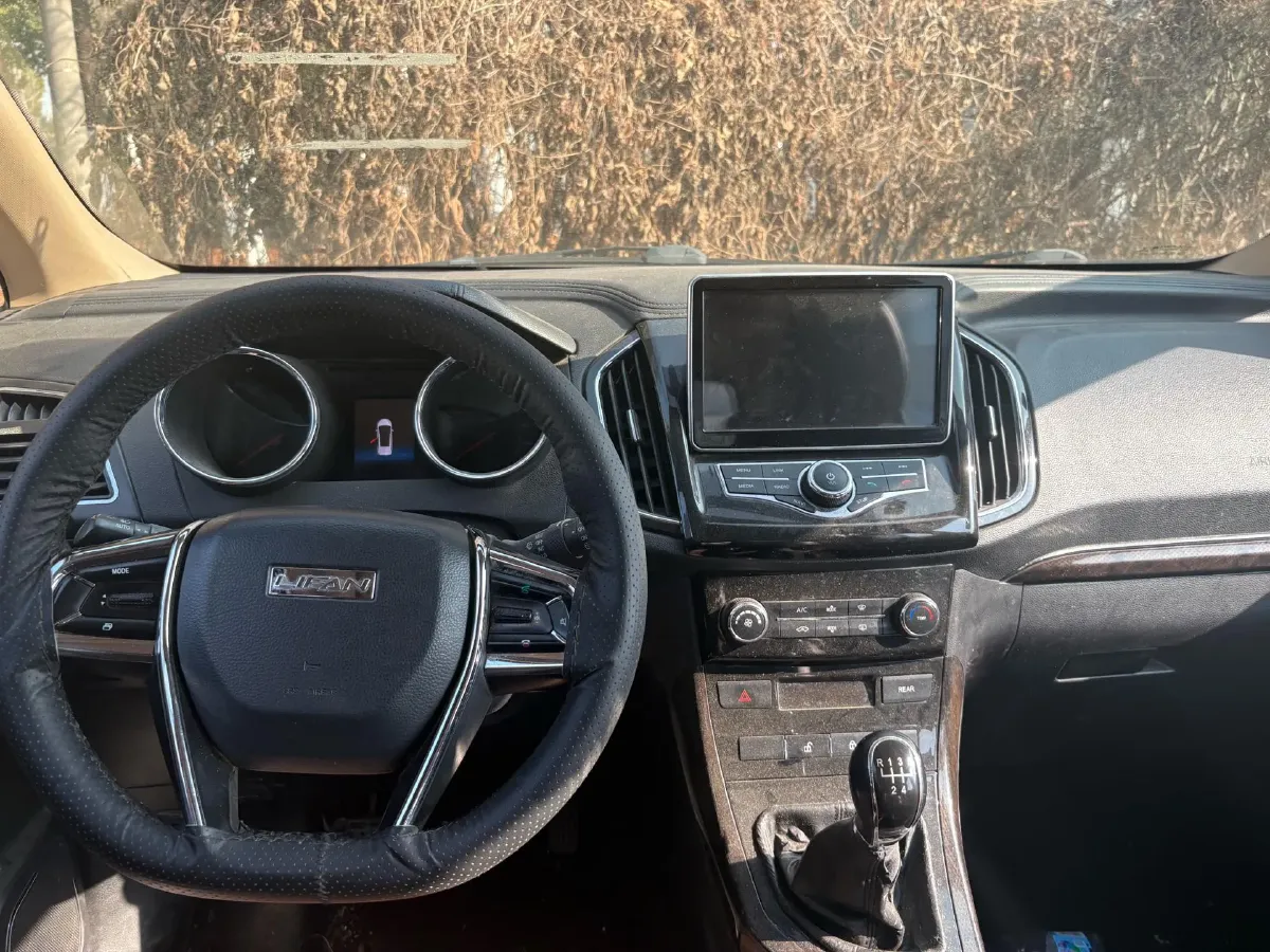 2017 LiFan XuanLang 1.8L 133HP L4 5MT,autocango,china used car exporter,china ev exporter,chinese used car exporter,chinese used ev exporter