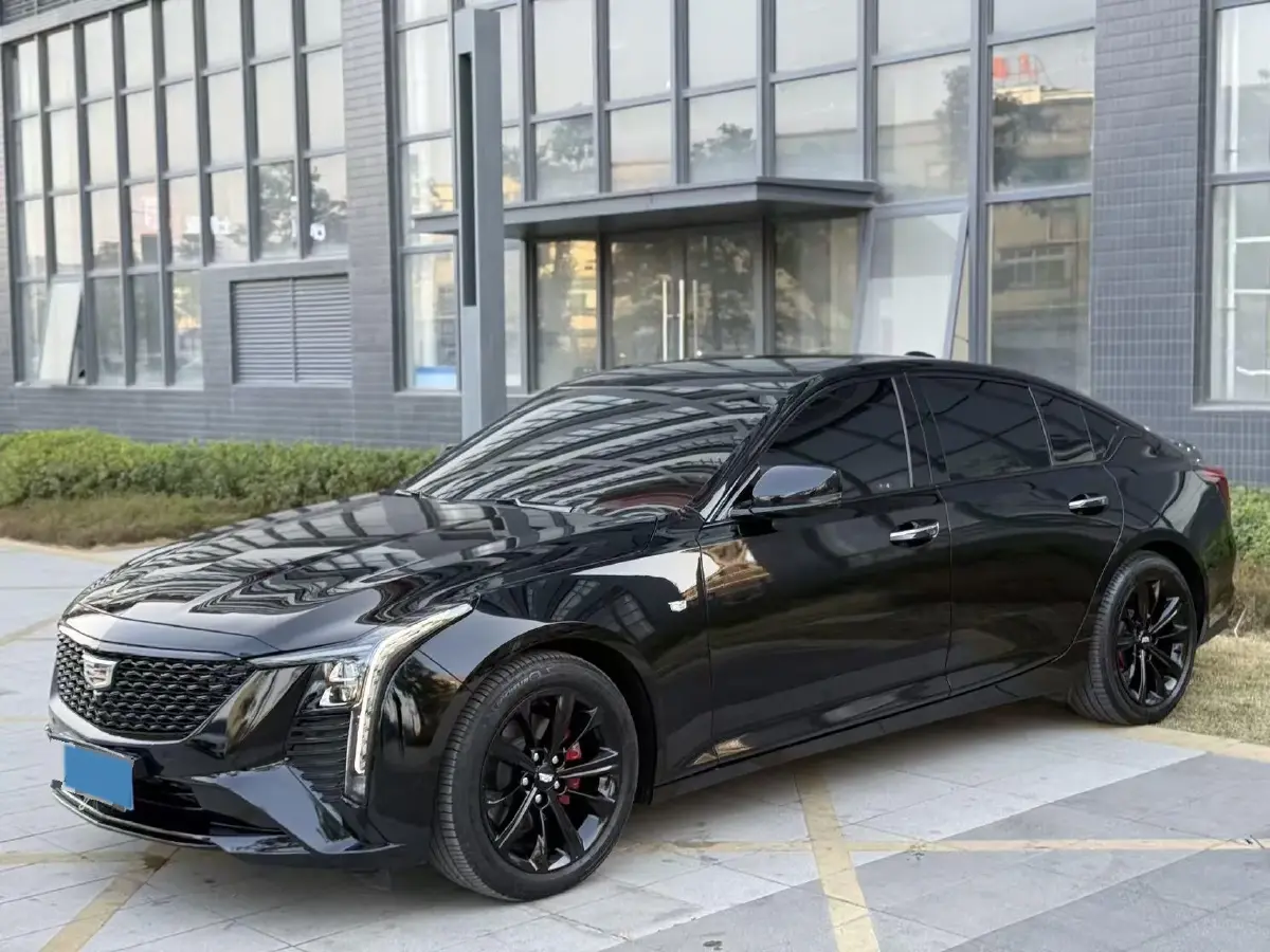 2024 Cadillac CT5 2.0T 237HP L4 10AT