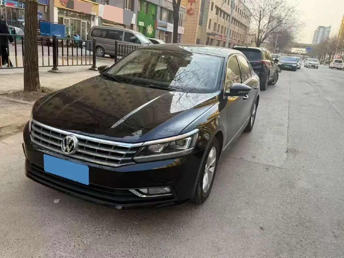 2015 Volkswagen Passat 1.8T 160HP L4 6AT