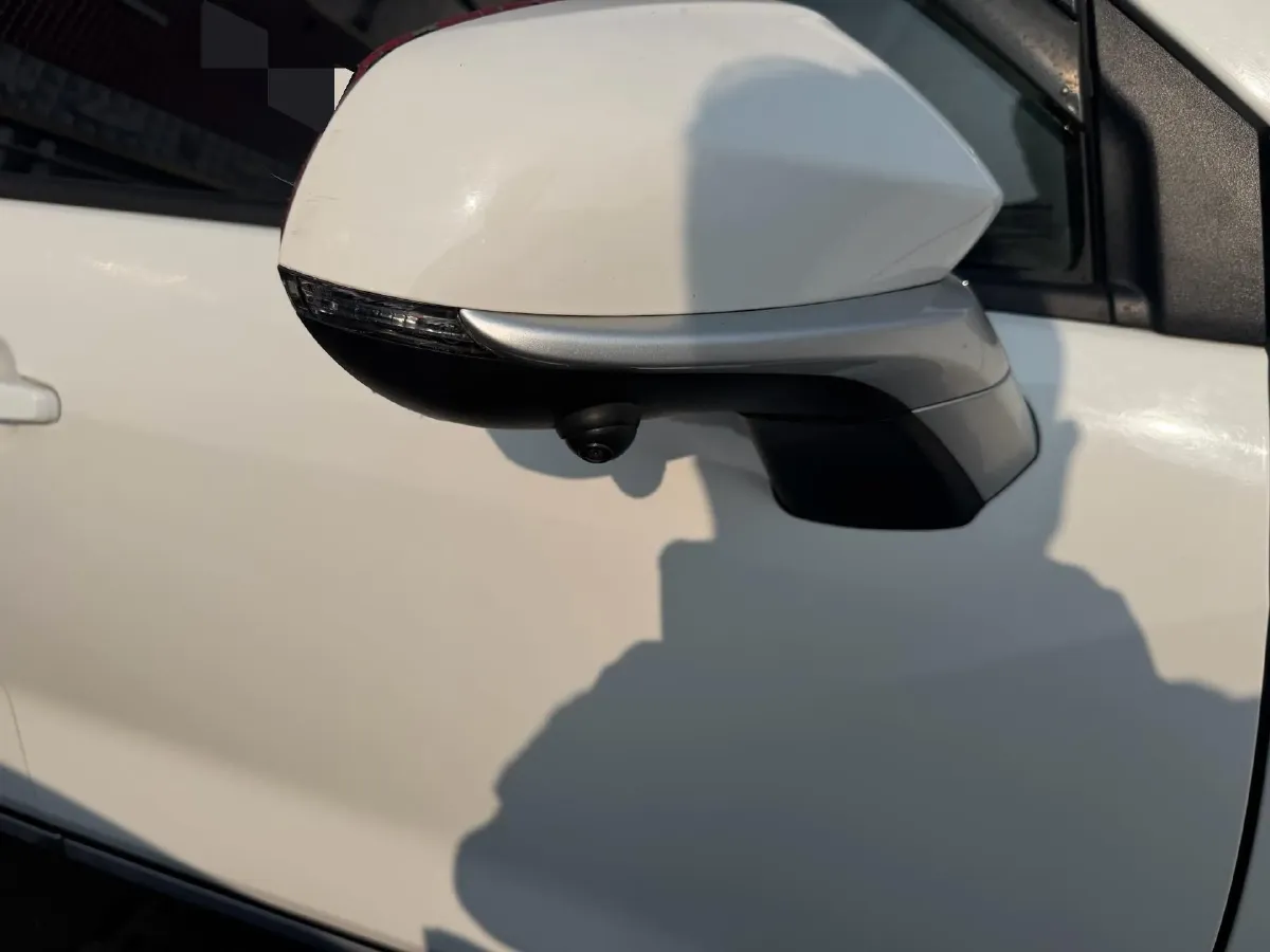 2021 ChangAn CS15 1.5L 107HP L4 5DCT,autocango,china used car exporter,china ev exporter,chinese used car exporter,chinese used ev exporter