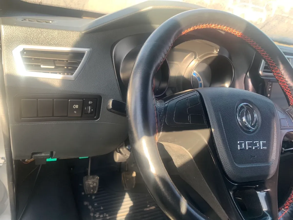 2019 DongFeng DFSK D52 1.2L 88HP L4 5MT,autocango,china used car exporter,china ev exporter,chinese used car exporter,chinese used ev exporter