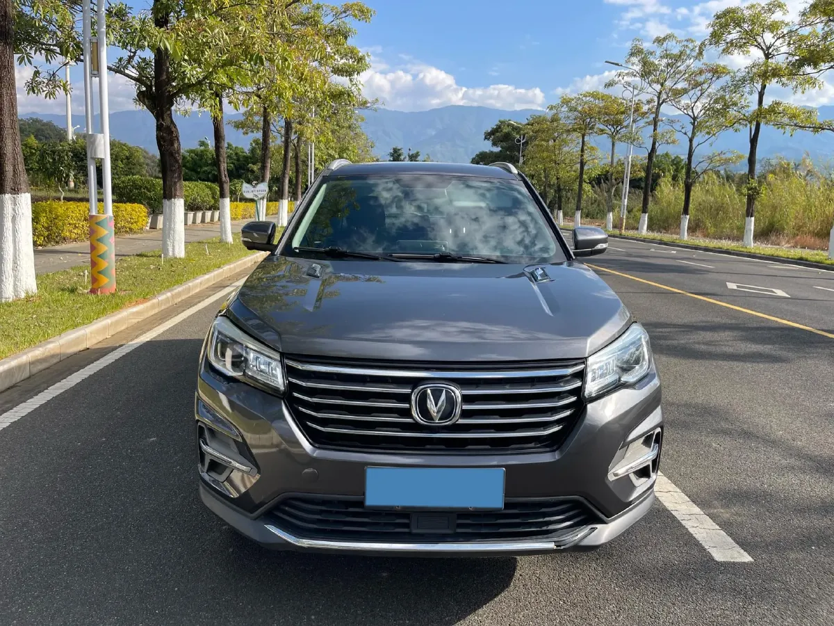 2020 ChangAn CS75 1.5T 178HP L4 7DCT,autocango,china used car exporter,china ev exporter,chinese used car exporter,chinese used ev exporter