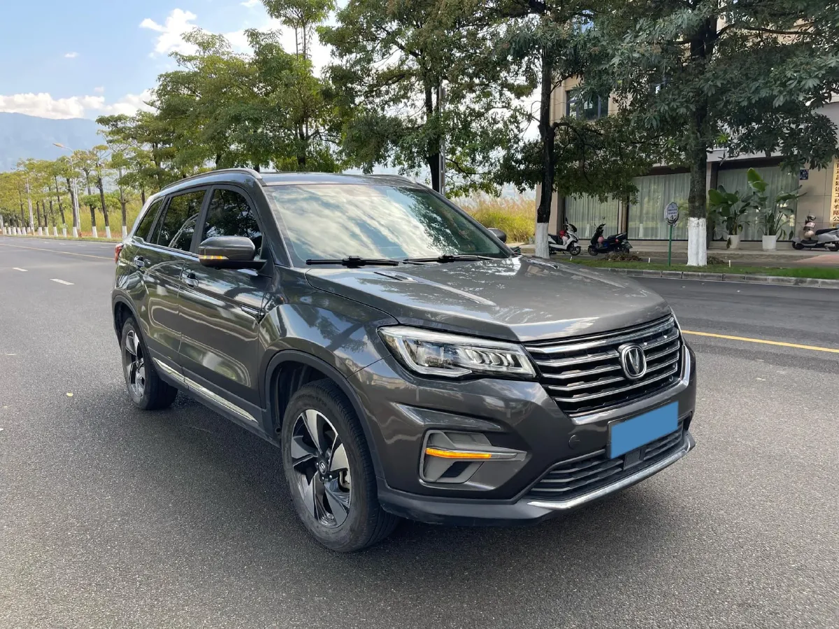 2020 ChangAn CS75 1.5T 178HP L4 7DCT,autocango,china used car exporter,china ev exporter,chinese used car exporter,chinese used ev exporter