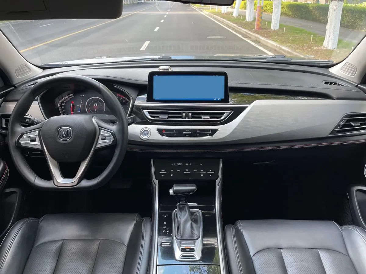 2020 ChangAn CS75 1.5T 178HP L4 7DCT,autocango,china used car exporter,china ev exporter,chinese used car exporter,chinese used ev exporter